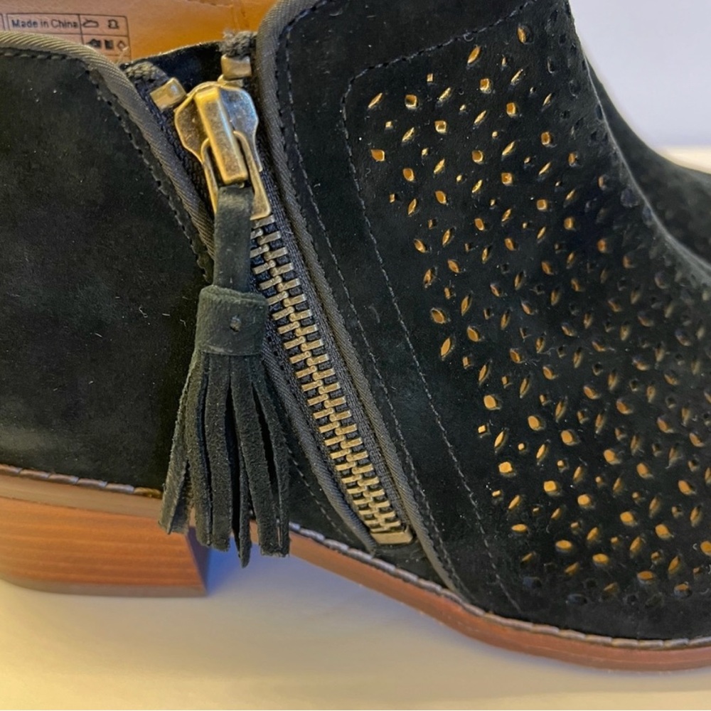 Vionic Joy Black Booties - image 5